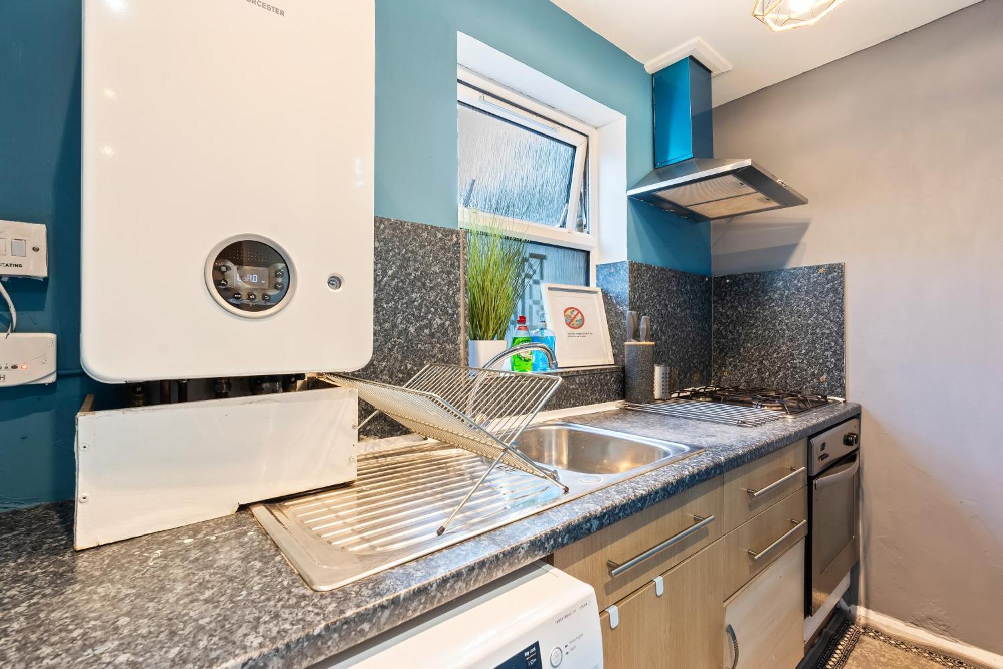 Comfy 4Br House Close To Subway London Exteriör bild