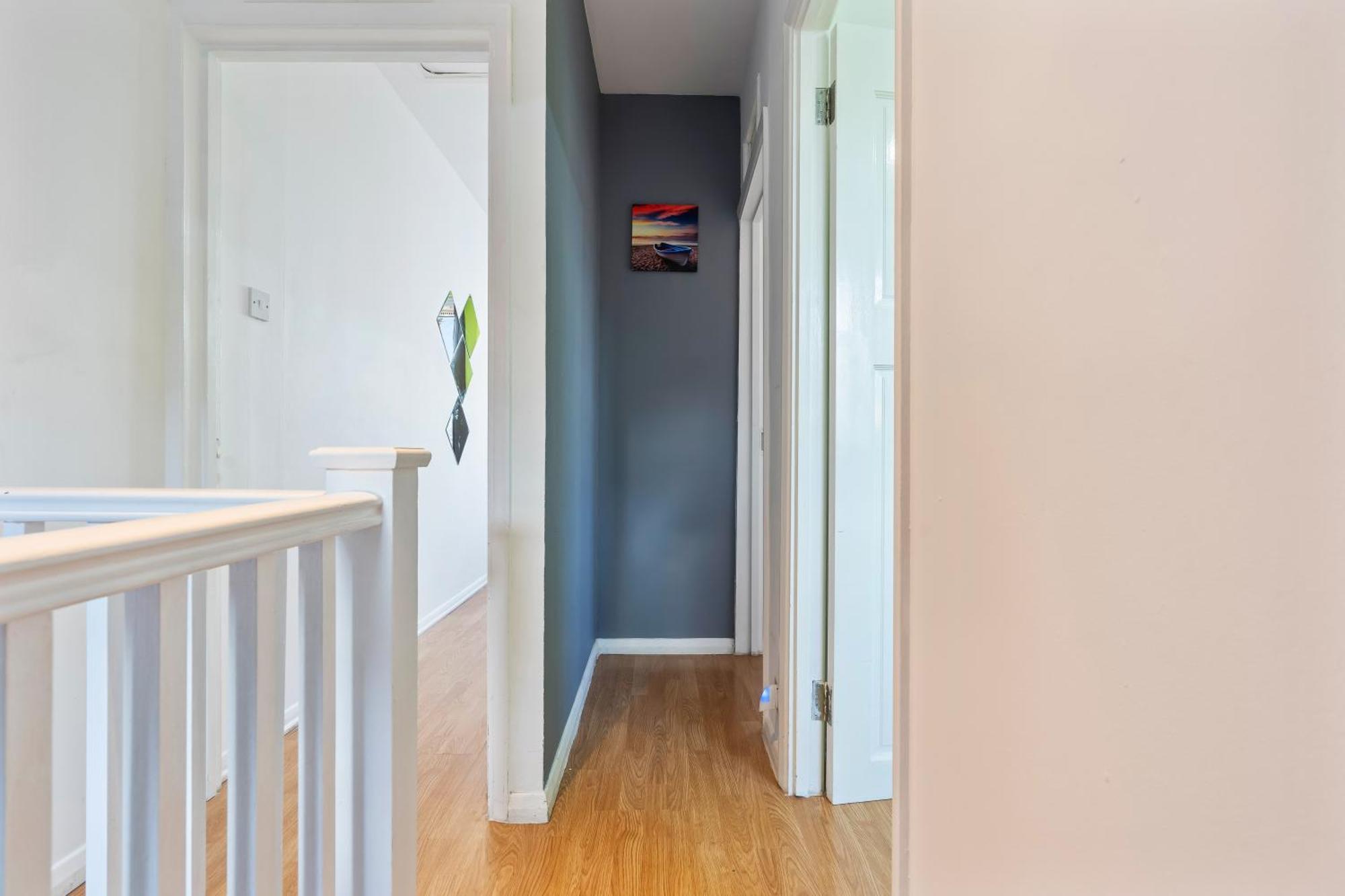 Comfy 4Br House Close To Subway London Exteriör bild