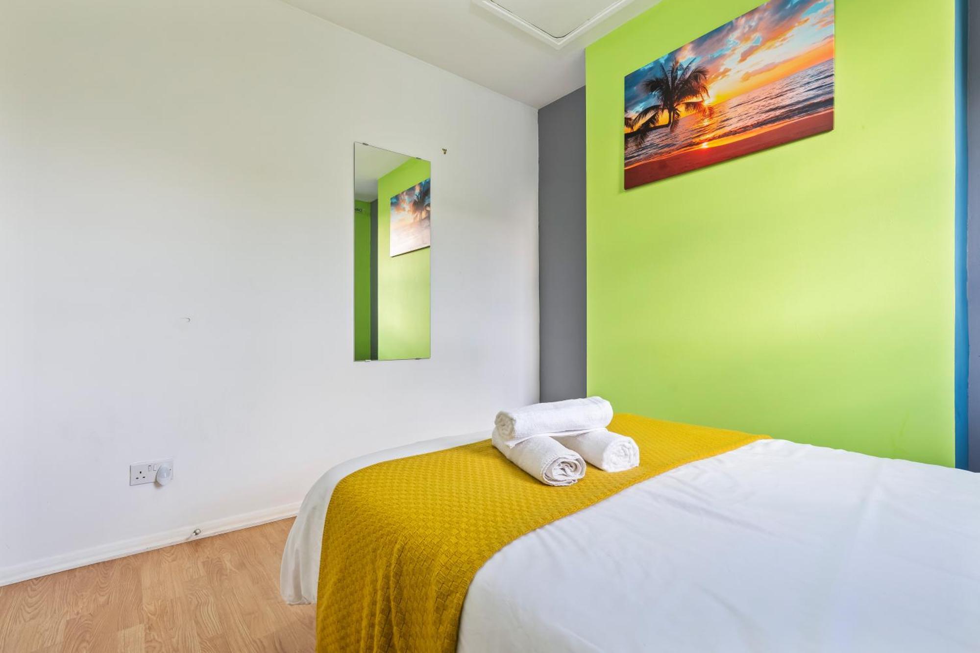Comfy 4Br House Close To Subway London Exteriör bild